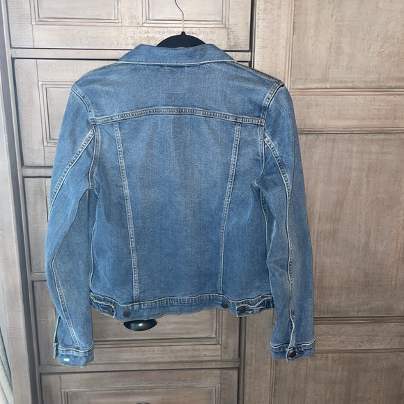 Gap distressed denim jacket, size medium - Picture 2 of 7